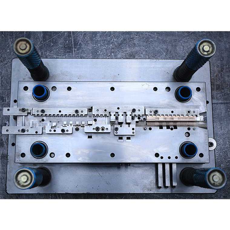 精密模具